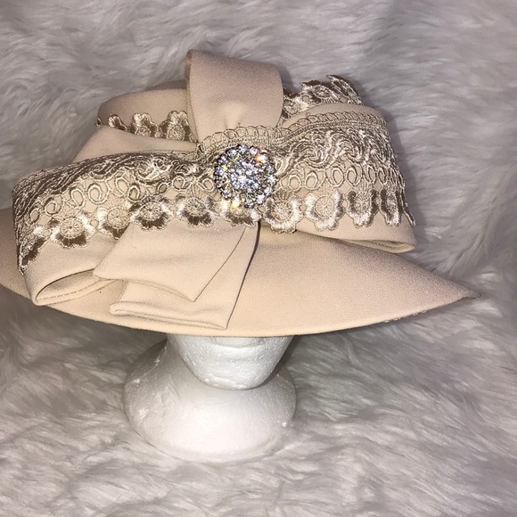 Ms Divine Accessories - MS DIVINE beautiful hat with lace